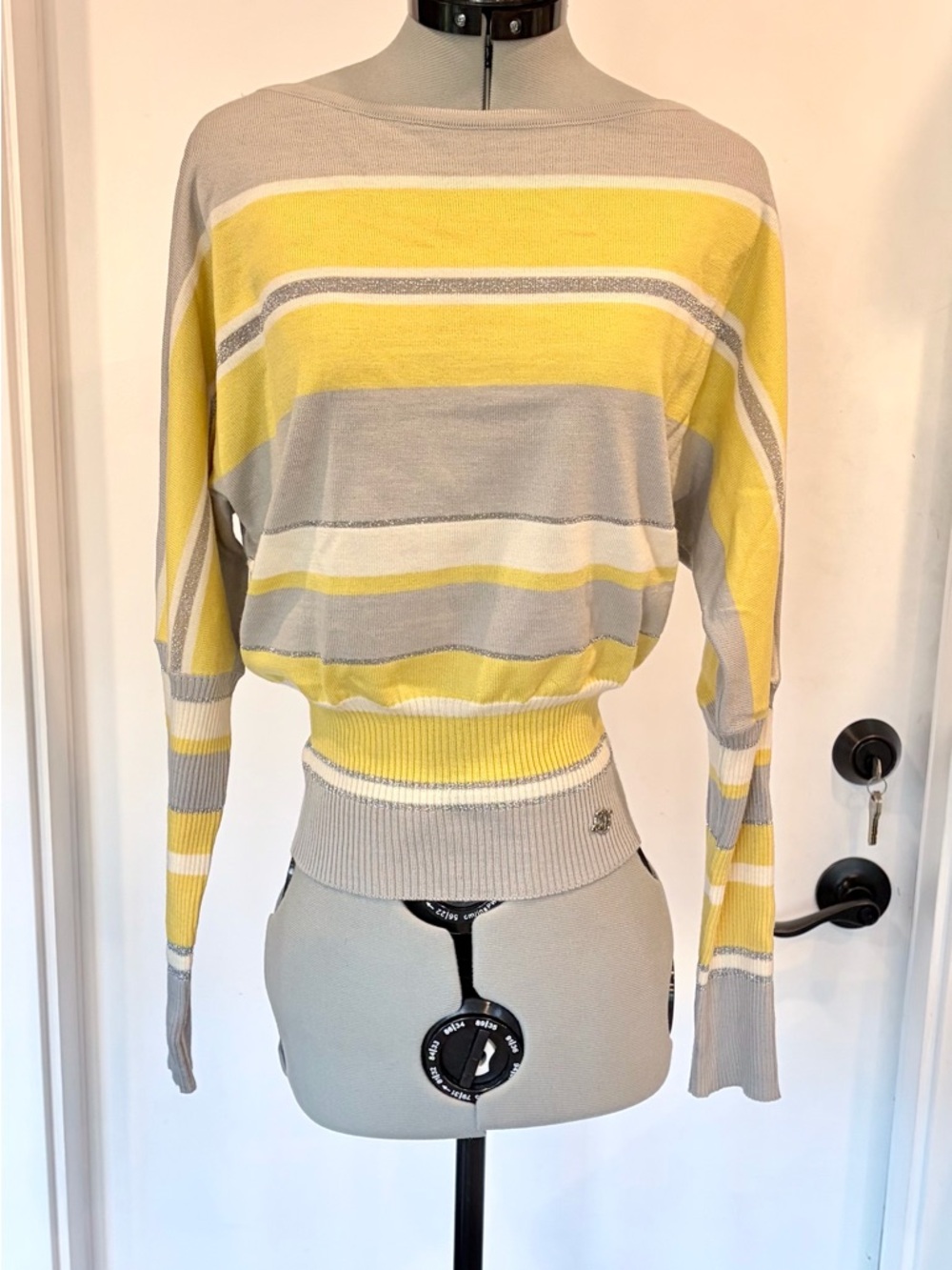 Luisa Spagnoli Lightweight Sweater, ribbed hem&sleeves, silver/yellow stripes, S - Picture 3 of 14